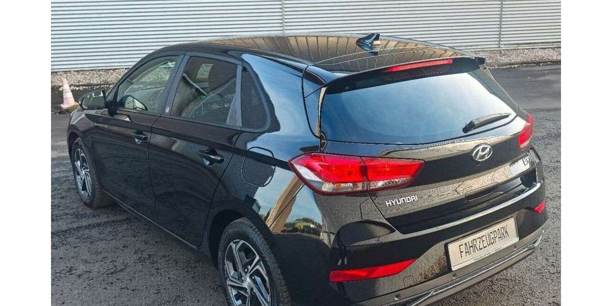 Hyundai i30 115.491 km 11.799 &euro; Siegen 57080