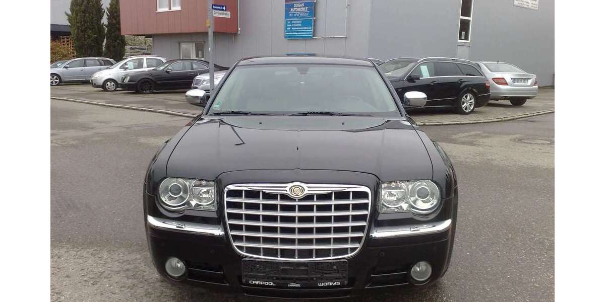 Chrysler 300C 144.000 km 8.500 &euro; Schönaich 71101