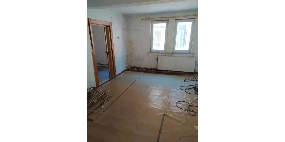 Doppelhaushälfte Ruhla - 7 Zimmer, 100 m&sup2;, 300&euro; | Angebot:27624830
