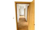 Schöne 3 Zimmer Wohnung im 1. OG mit ca. 86qm und Garten - frei ab sofort!