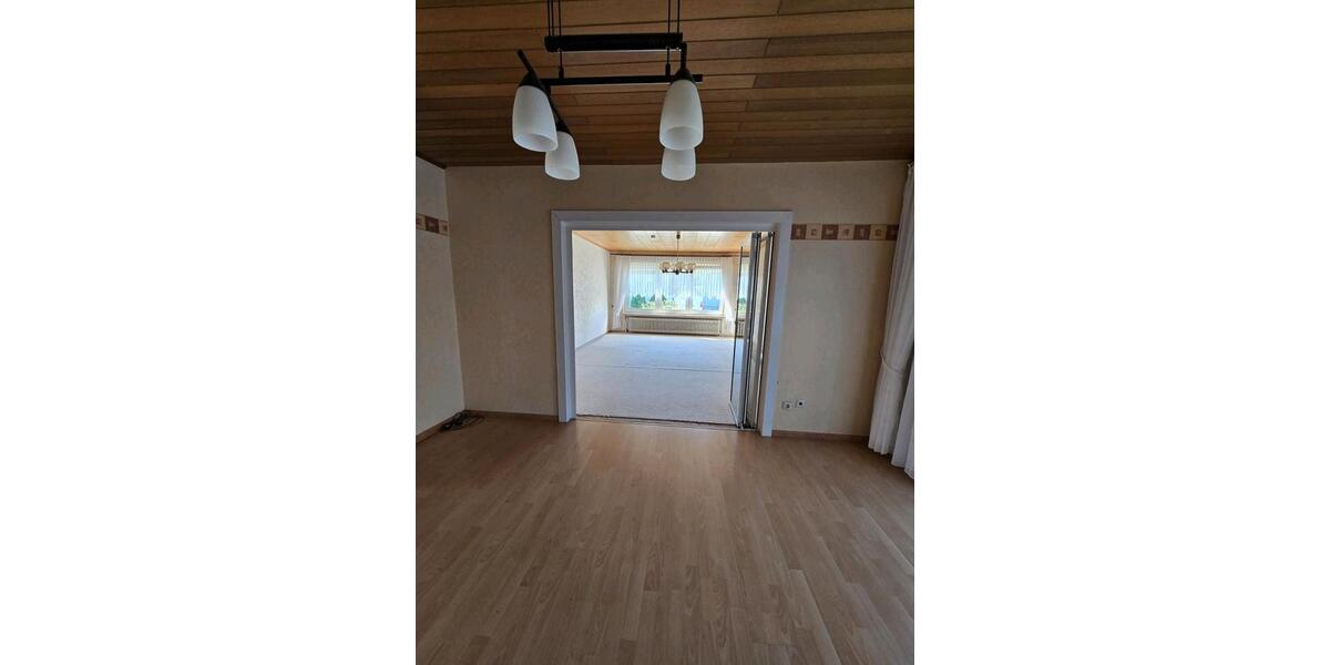Einfamilienhaus Seesen - 6 Zimmer, 171 m&sup2;, 235.000&euro; | Angebot:27126845