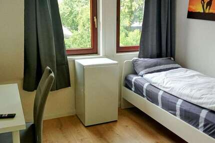 Zimmer Bremen Woltmershausen - 2 Zimmer, 1.500&euro; | Angebot:23978588