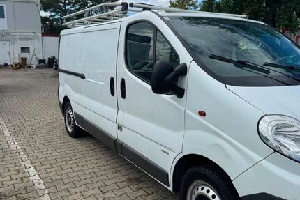 Opel Vivaro 133.071 km 5.999 &euro; München OT Aubing-Lochhausen-Langwied 81243