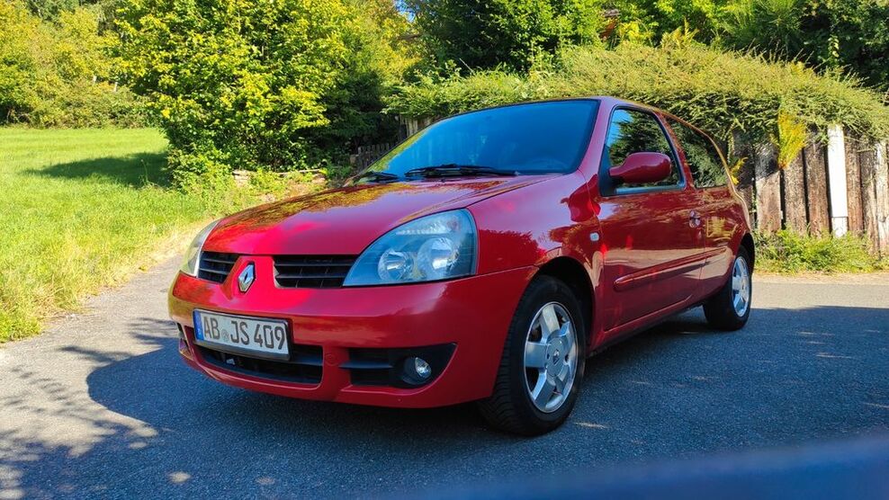 Renault Clio 180.400 km 2.300 € Aschaffenburg 63739