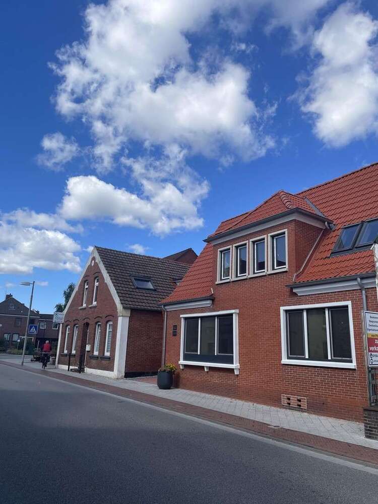 Wohnung zum Kaufen in Hage 232.000 € 80 m²