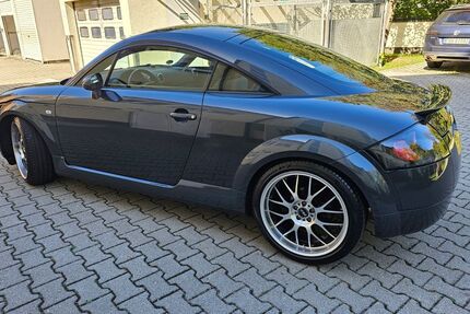 Audi TT 158.272 km 6.200 &euro; München 81827