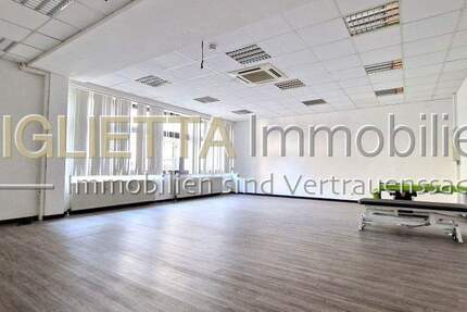 Vielseitige Gewerbefläche mit Schulungs-, Büro- und Ladenbereich in zentraler Lage der Schwetzingerstadt zimmer