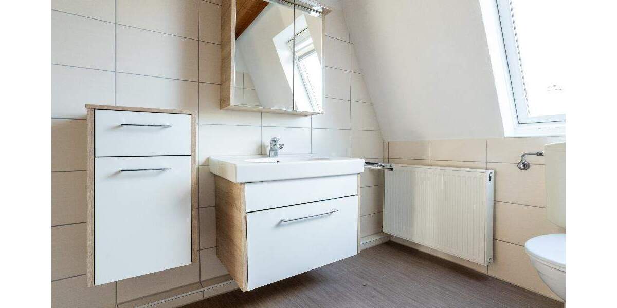 Reihenmittelhaus Stuhr Varrel - 5 Zimmer, 130 m&sup2;, 295.000&euro; | Angebot:25879614