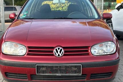 VW Golf 240.000 km 1.900 &euro; Aalen 73431