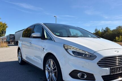Ford S-Max 115.000 km 12.990 &euro; Wildau 15745