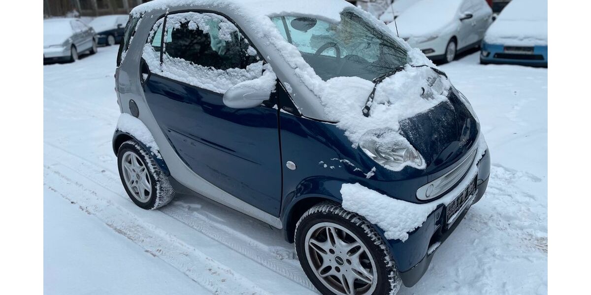 Smart ForTwo 61.000 km 2.690 &euro; Hamburg 22419