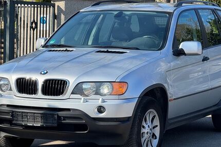 BMW X5 224.869 km 4.999 &euro; Stuttgart 70374
