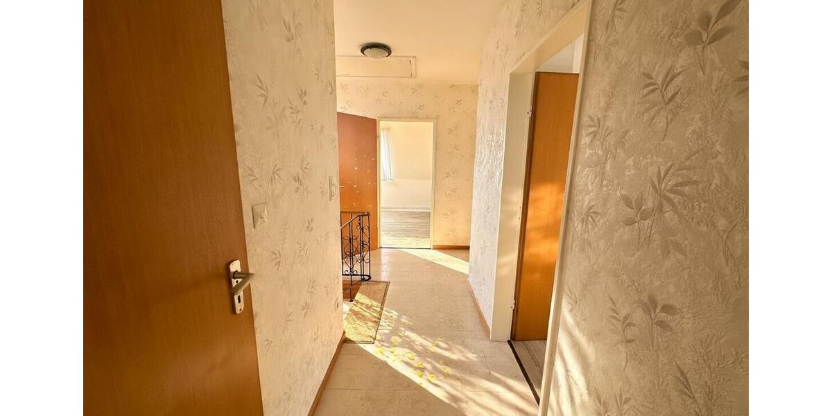 Dachgeschoßwohnung Twistringen - 3 Zimmer, 70 m&sup2;, 800&euro; | Angebot:25571500