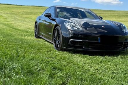 Porsche Panamera 125.000 km 72.999 &euro; Hausen ob Verena 78595