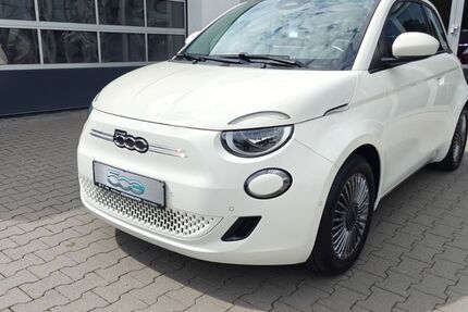 Fiat 500e 23.300 km 24.950 &euro; Bad Arolsen 34454