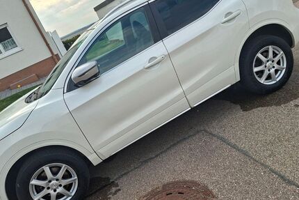 Nissan Qashqai 160.000 km 15.000 &euro; Essingen 73457