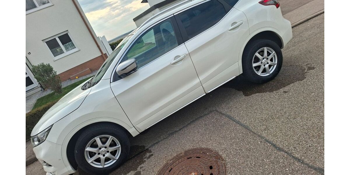 Nissan Qashqai 160.000 km 15.000 &euro; Essingen 73457