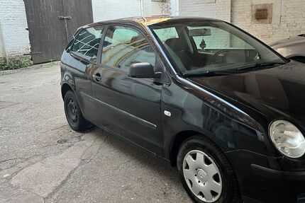 VW Polo 133.012 km 2.300 &euro; Neumünster 24539