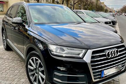 Audi Q7 179.000 km 28.000 &euro; Berlin 10585