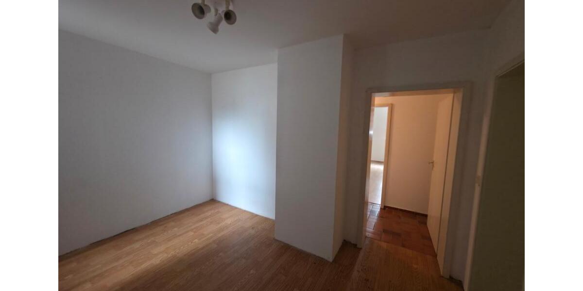 Erdgeschoßwohnung Kronach - 2 Zimmer, 56 m&sup2;, 320&euro; | Angebot:26251082