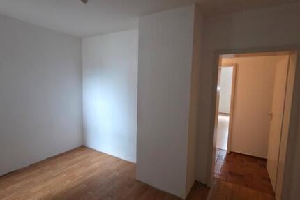 Wohnung Kronach - 2 Zimmer, 56 m&sup2;, 320&euro; | Angebot:26251082