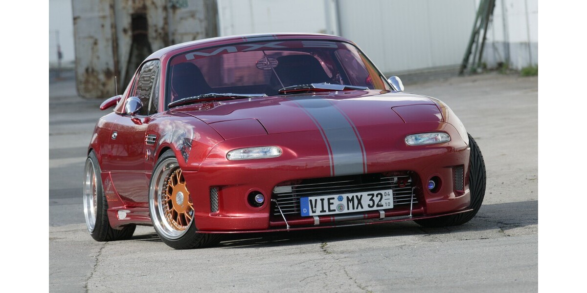 Mazda MX-5 I 116.000 km 25.000 € Grefrath 47929