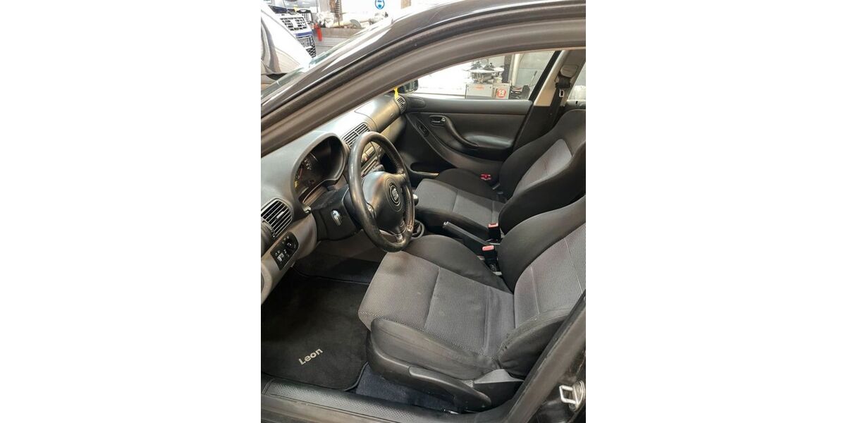 Seat Leon 186.000 km 2.900 &euro; Obersulm 74182