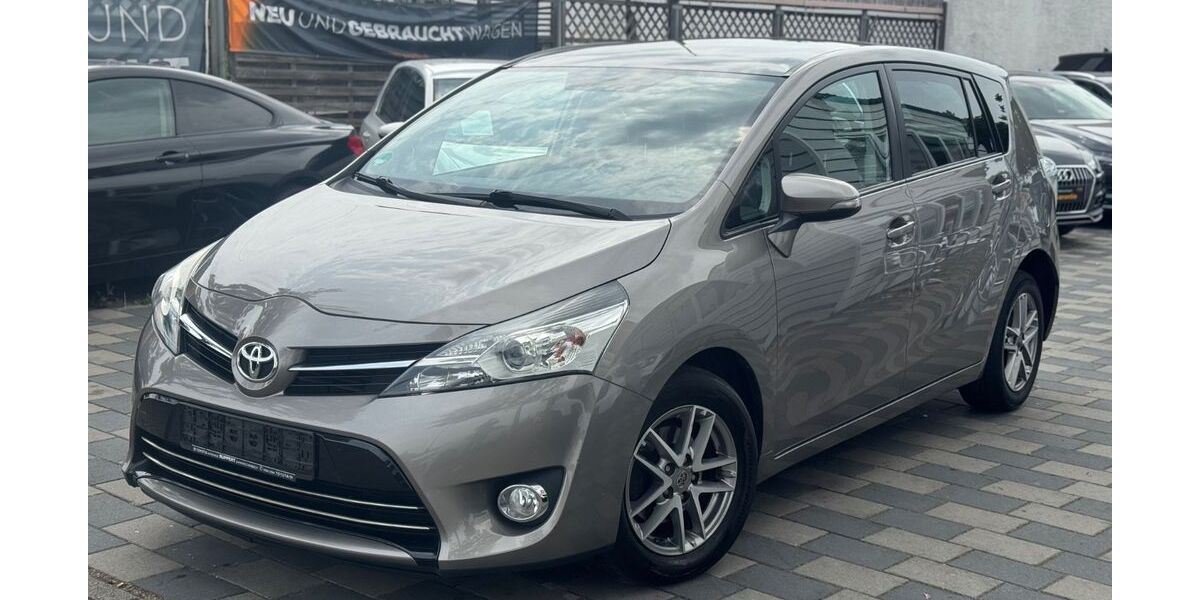 Toyota Verso 133.000 km 9.400 &euro; Ludwigshafen 67071