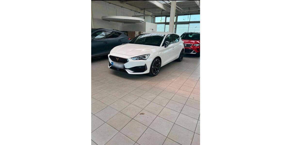 Cupra Leon 64.000 km 28.000 &euro; Cloppenburg 49661