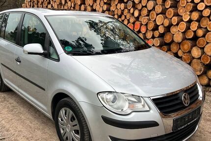 VW Touran 194.736 km 4.500 &euro; Wollbach 97618