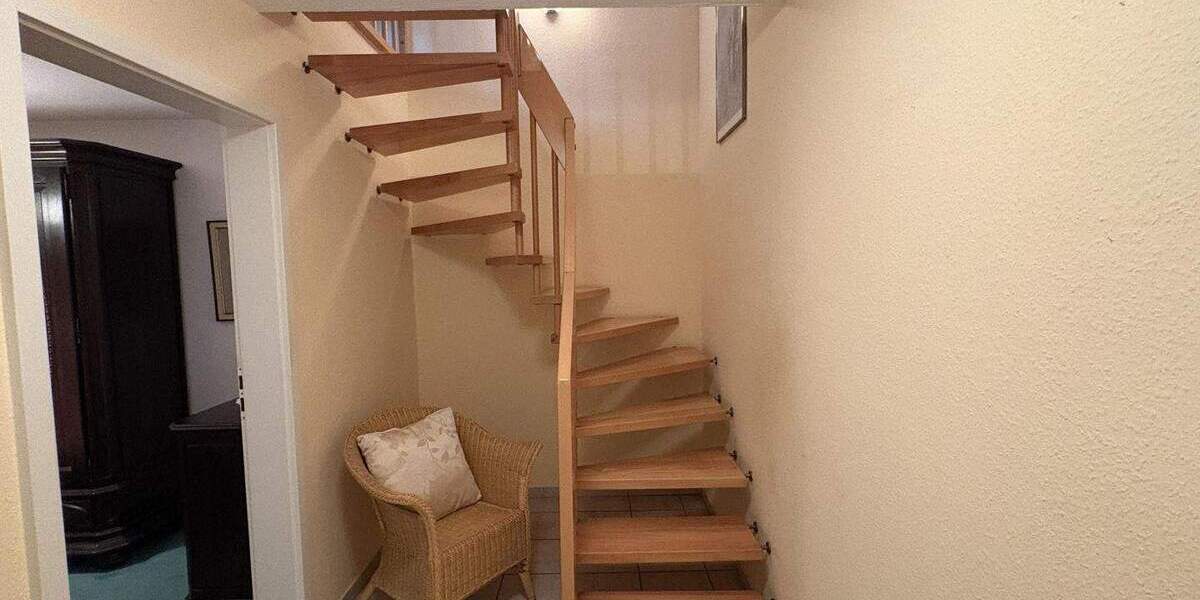 Etagenwohnung Moers Schwafheim - 3 Zimmer, 92 m&sup2;, 320.000&euro; | Angebot:25668377