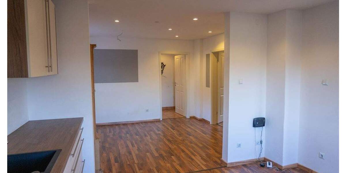 Mehrfamilienhaus, Wohnhaus Gröbenzell - 8 Zimmer, 192 m&sup2;, 1.199.000&euro; | Angebot:25372947