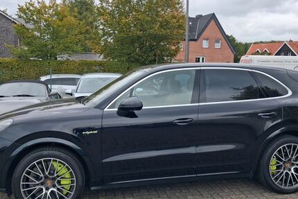 Porsche Cayenne 96.700 km 79.850 &euro; Münster 48161