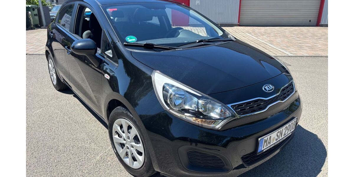 Kia Rio 90.000 km 6.900 &euro; Hagenbach 76767