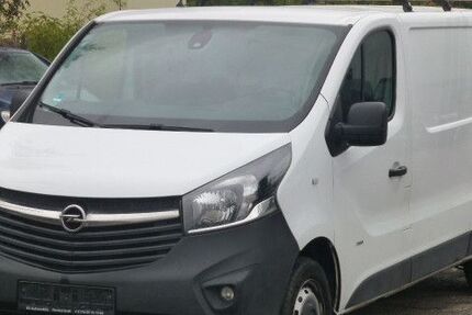 Opel Vivaro 183.710 km 14.470 € Neumünster 24536