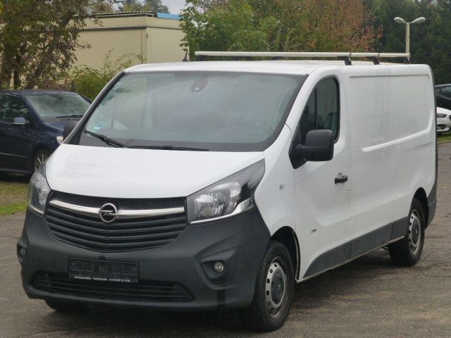 Opel Vivaro 183.710 km 14.470 € Neumünster 24536
