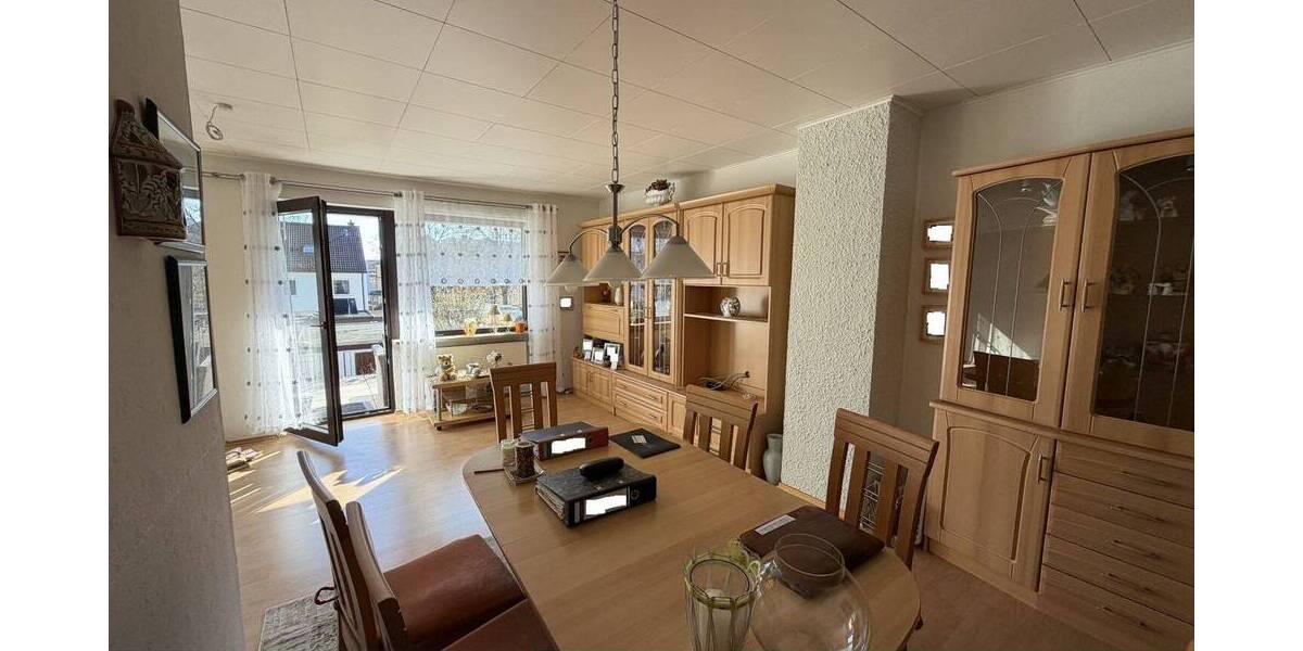 Reihenmittelhaus Marktredwitz - 7 Zimmer, 148 m&sup2;, 260.000&euro; | Angebot:25982940