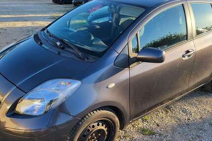 Toyota Yaris 235.000 km 1.900 € Weissenburg 91781
