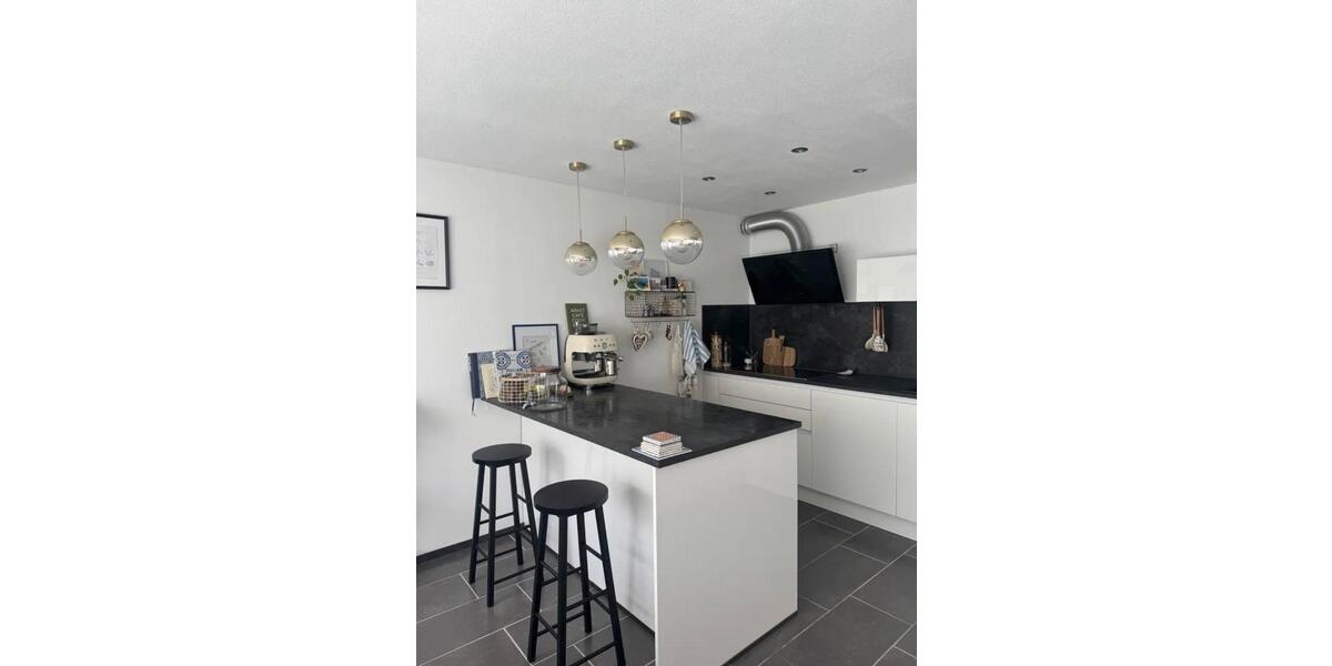Erdgeschoßwohnung Rottenburg am Neckar - 3 Zimmer, 100 m&sup2;, 1.700&euro; | Angebot:26660130