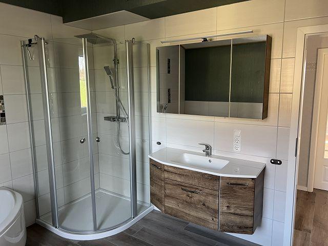 Dachgeschoßwohnung Kalbach - 3 Zimmer, 76 m&sup2;, 720&euro; | Angebot:26397944