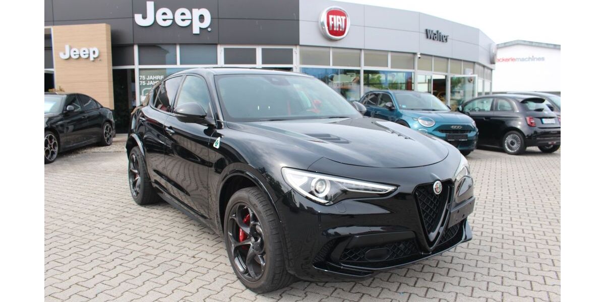 Alfa Romeo Stelvio 30.000 km 49.900 &euro; Weilheim 82362