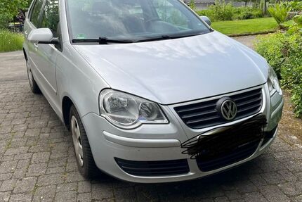 VW Polo 151.927 km 2.500 &euro; Reichshof 51580