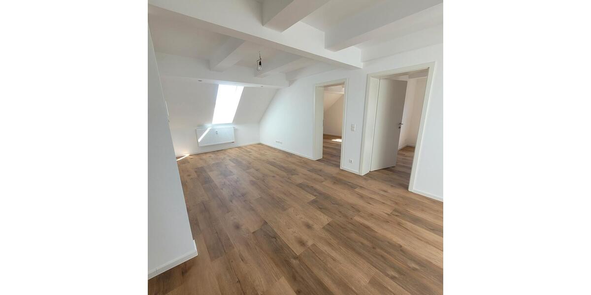 Dachgeschoßwohnung Mitwitz - 4 Zimmer, 77 m&sup2;, 725&euro; | Angebot:26367691
