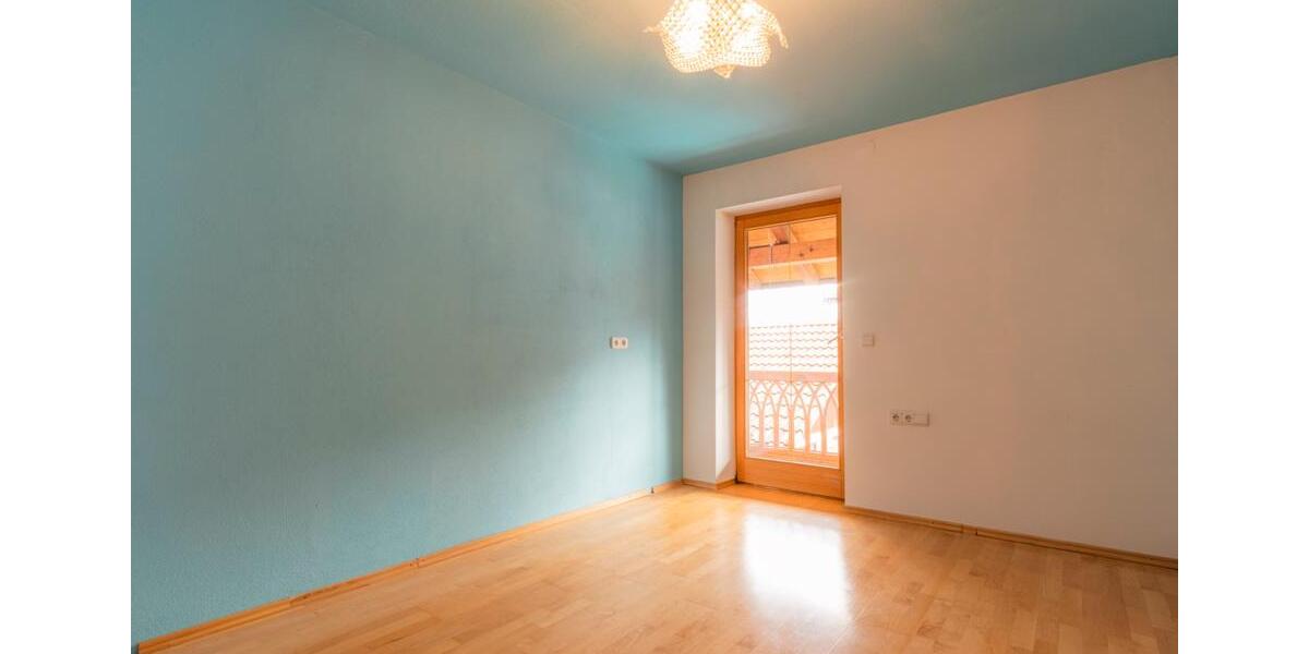 Etagenwohnung Kirchanschöring - 3 Zimmer, 96 m&sup2;, 980&euro; | Angebot:25415390