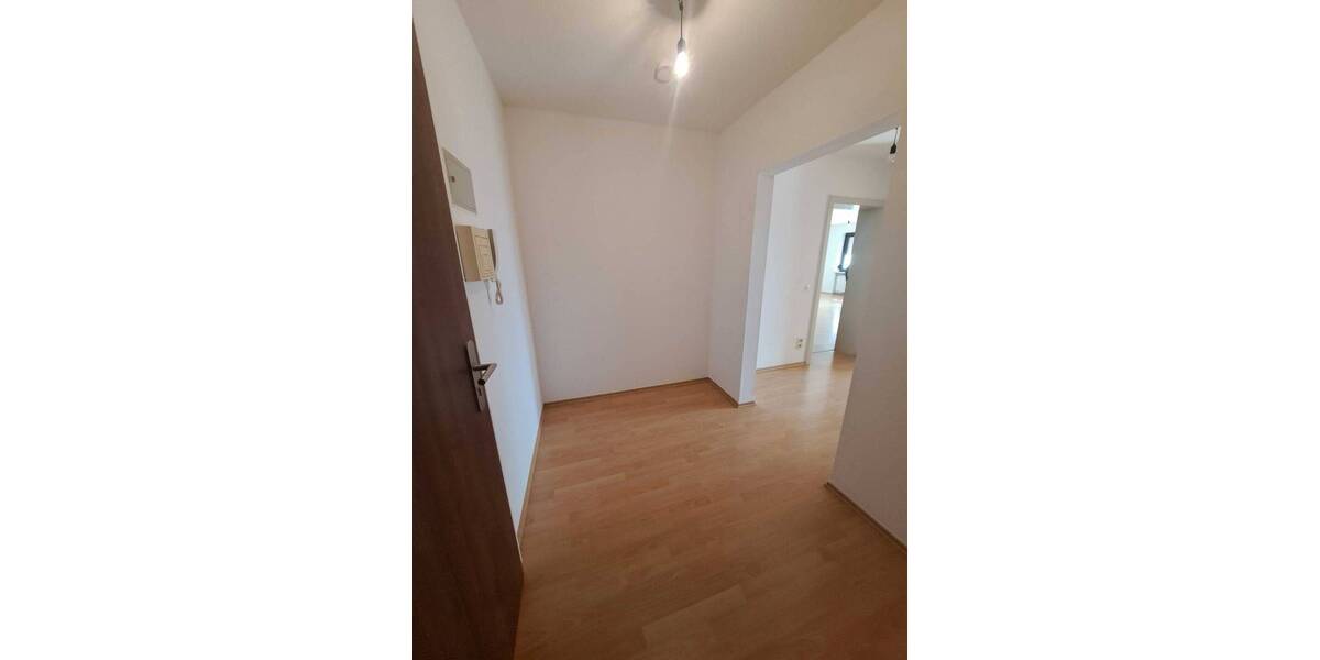 Etagenwohnung Burghausen - 3 Zimmer, 80 m&sup2;, 255.000&euro; | Angebot:25997295