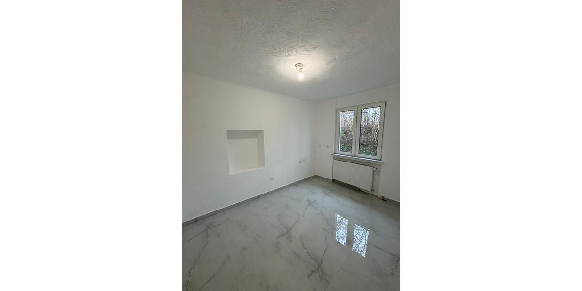 Etagenwohnung Dillingen (Saar) - 3 Zimmer, 70 m&sup2;, 140.000&euro; | Angebot:25758673