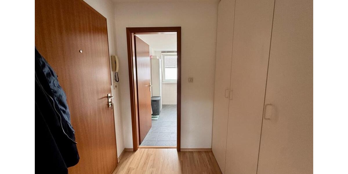 Dachgeschoßwohnung Köln Nippes - 1 Zimmer, 41 m&sup2;, 578&euro; | Angebot:26311904
