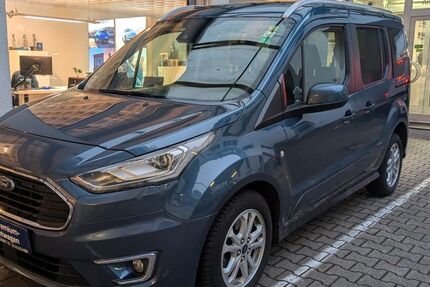 Ford Tourneo Connect 104.589 km 17.790 &euro; Karlsruhe 76137
