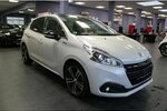 Peugeot 208 Blue-HDi 120 Allure GT Line 133.075 km 8.480 € Euskirchen 53881