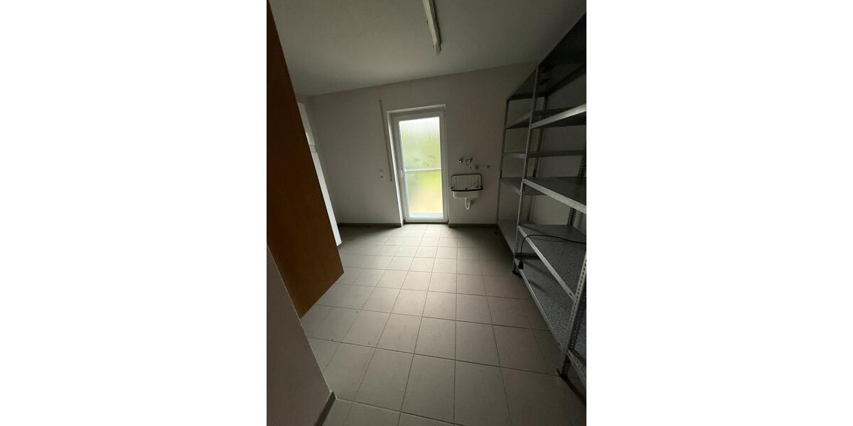 Bungalow Hambergen - 3 Zimmer, 125 m&sup2;, 1.300&euro; | Angebot:25452573